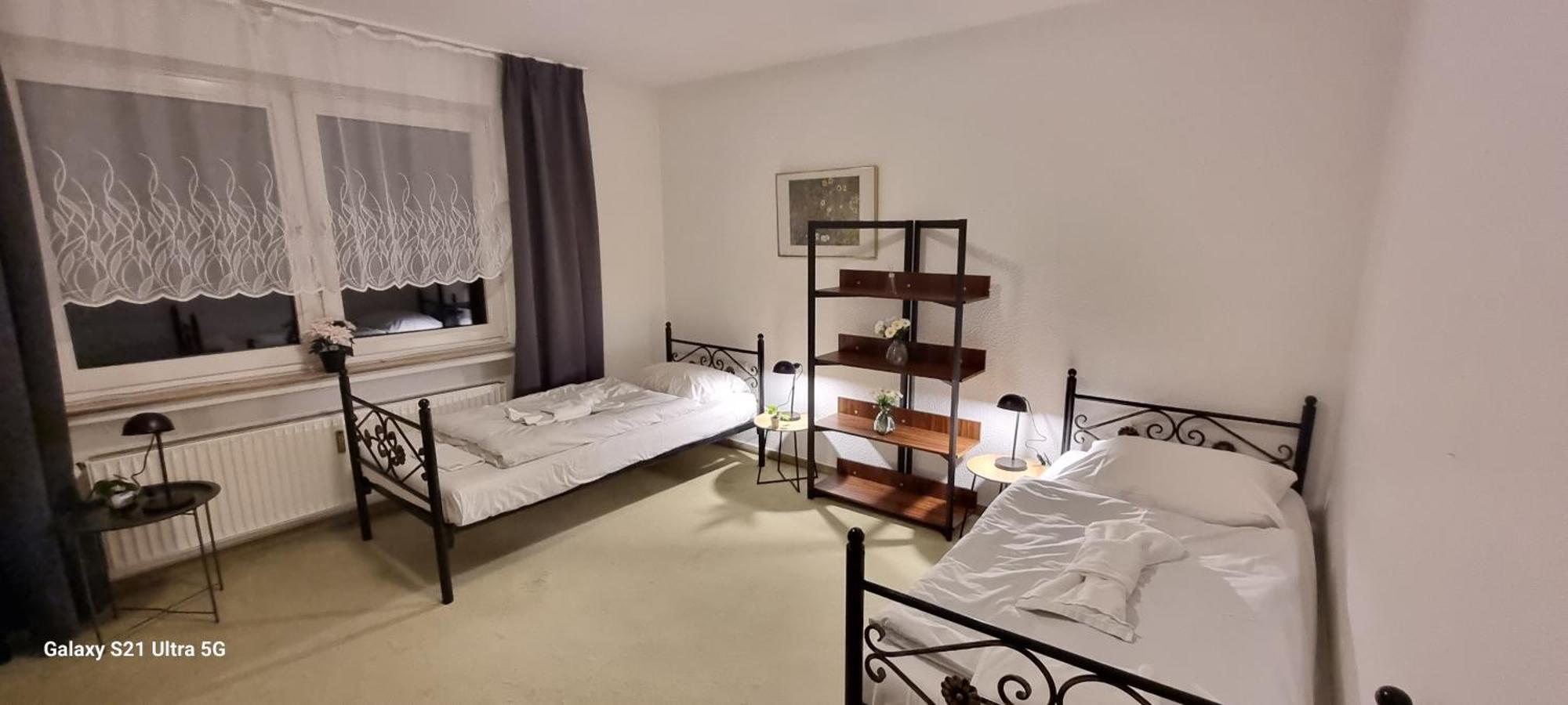 Bookiing Bungalow Kassel Lohfelden Екстериор снимка