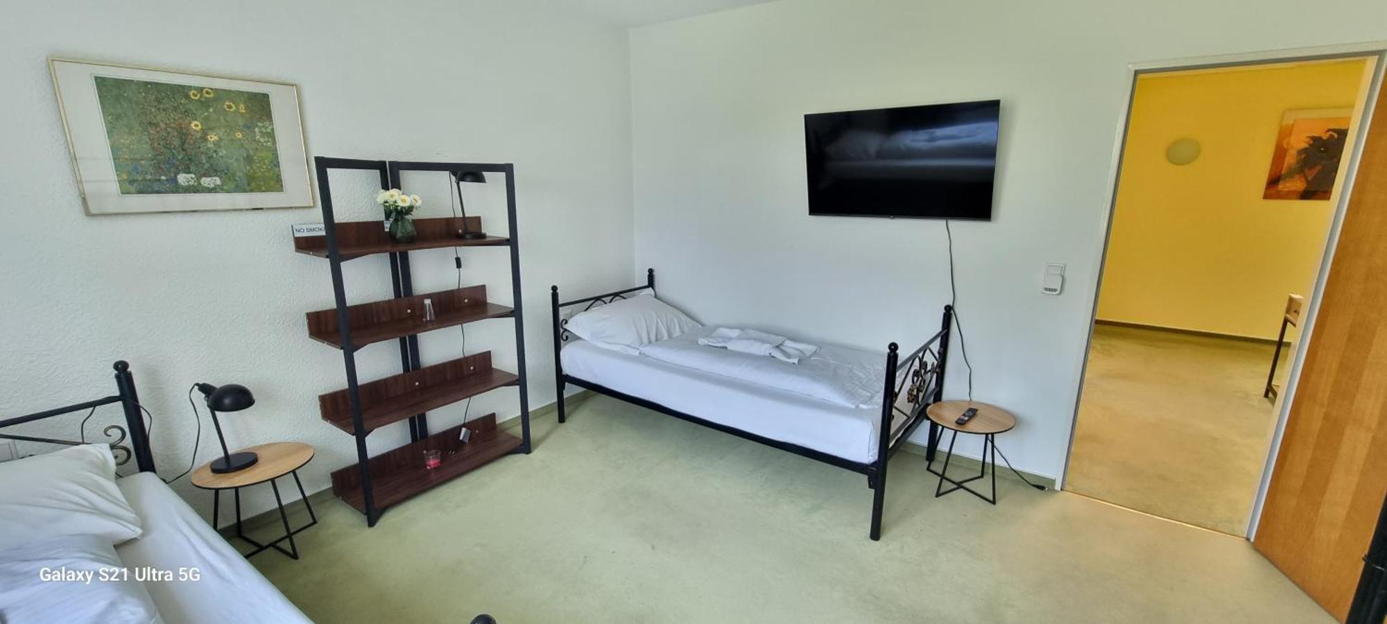 Bookiing Bungalow Kassel Lohfelden Екстериор снимка