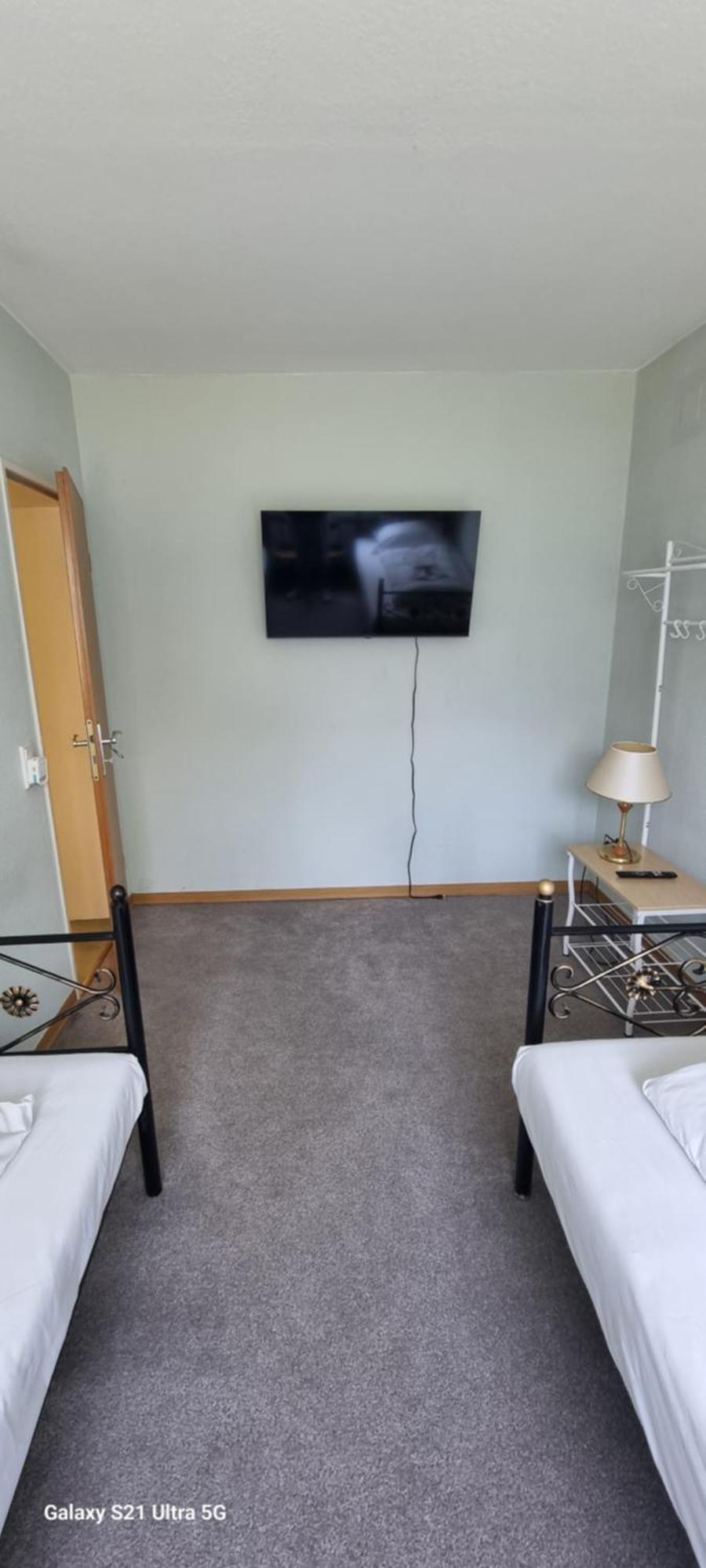 Bookiing Bungalow Kassel Lohfelden Екстериор снимка